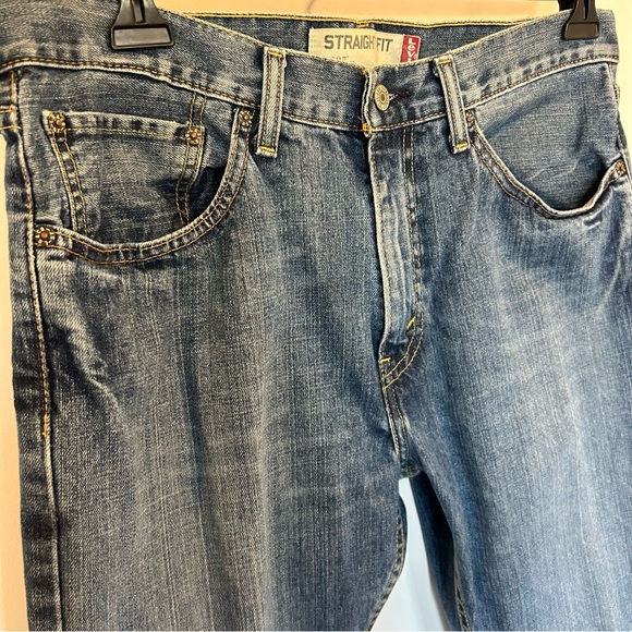 Men’s Levi’s 34 x 34 505 jeans. These are like new. Worn just a couple of times. - Picture 10 of 11